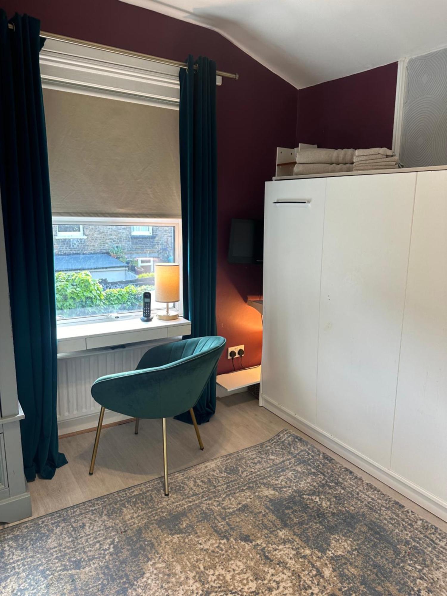 Privat overnatting My Sky Secret Garden 1 Bedroom London