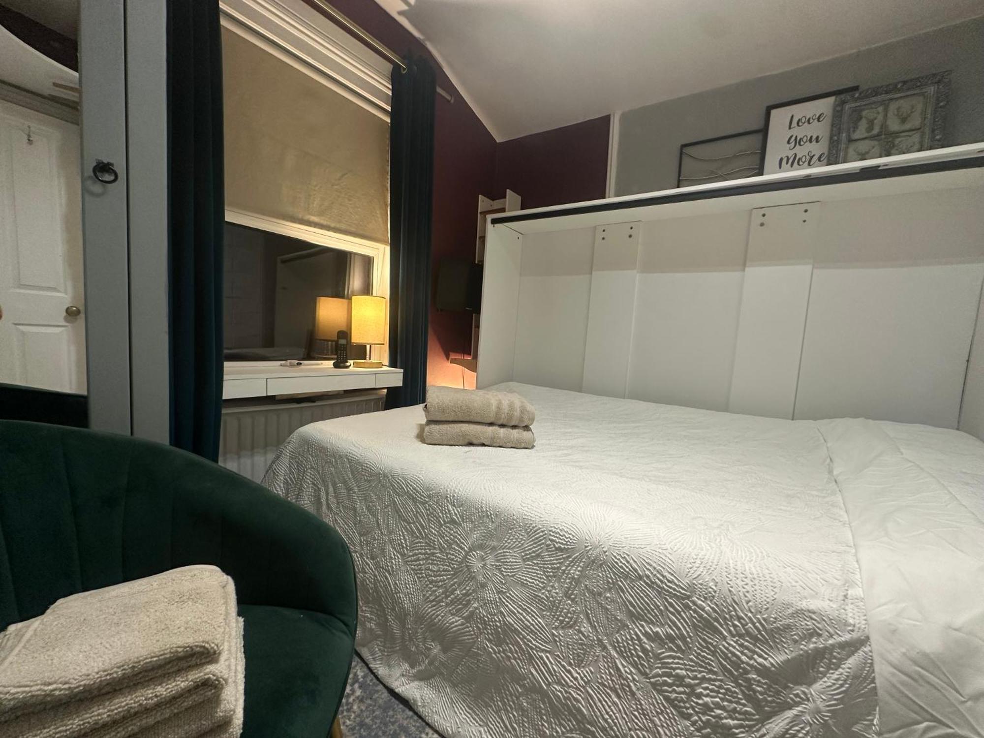 Privat overnatting My Sky Secret Garden 1 Bedroom London