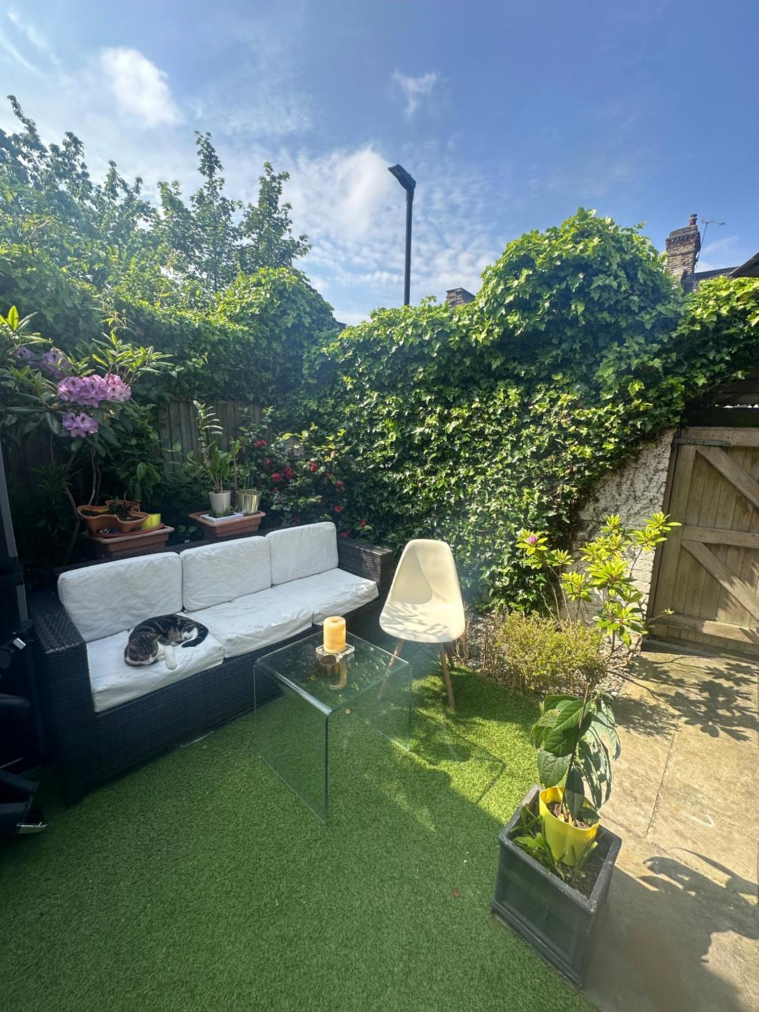 My Sky Secret Garden 1 Bedroom Privat overnatting London