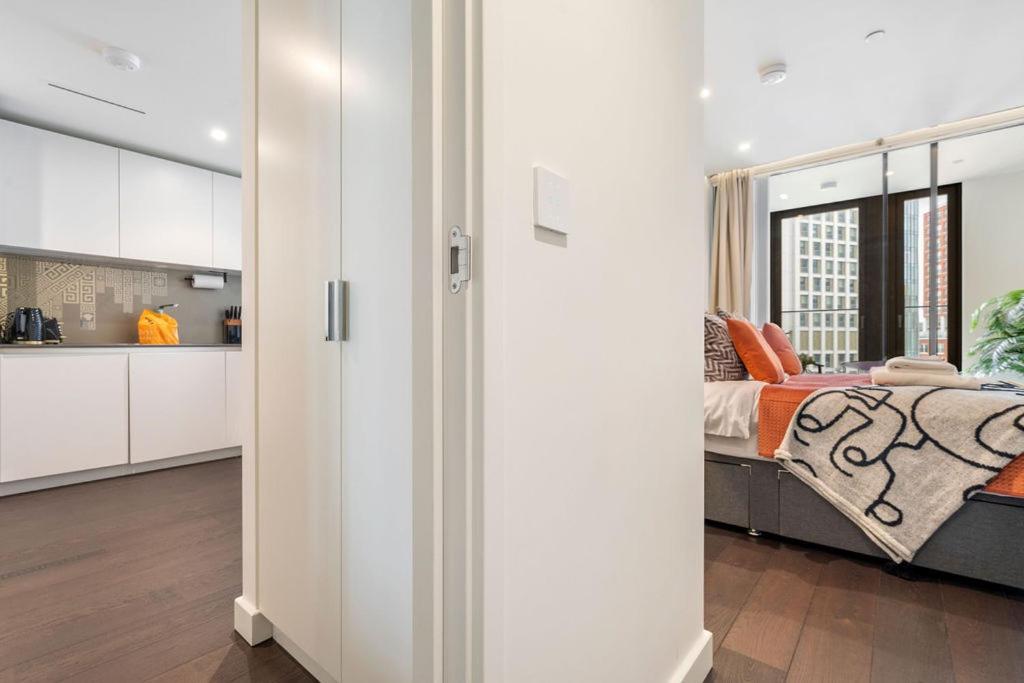 Luxurious 1 Bedroom In Apartment London