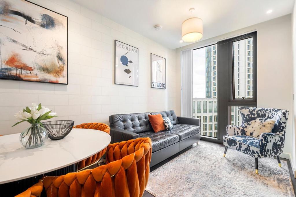 Luxurious 1 Bedroom In Apartment
