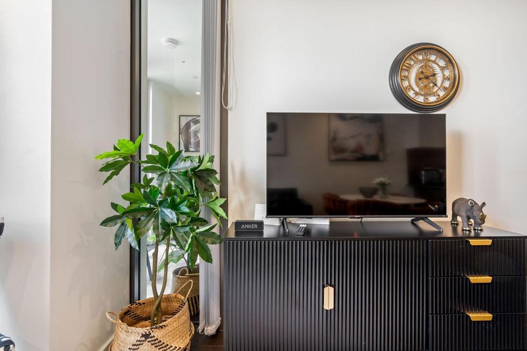 Luxurious 1 Bedroom In Apartment London