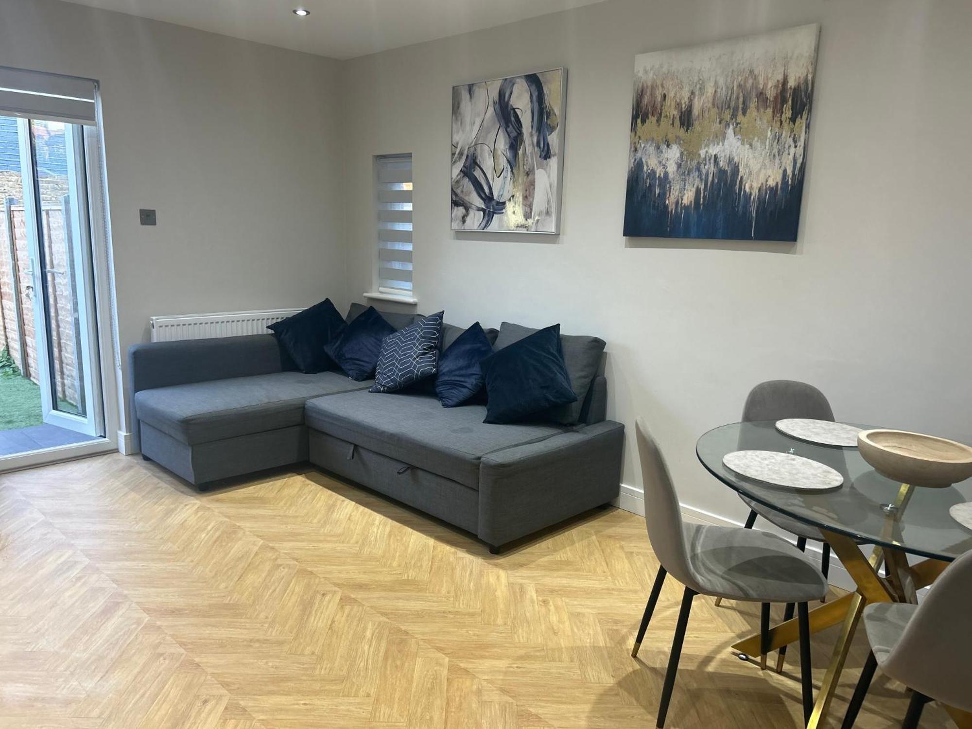 Luxury 2 Bed With Garden Near Tottenham Hale