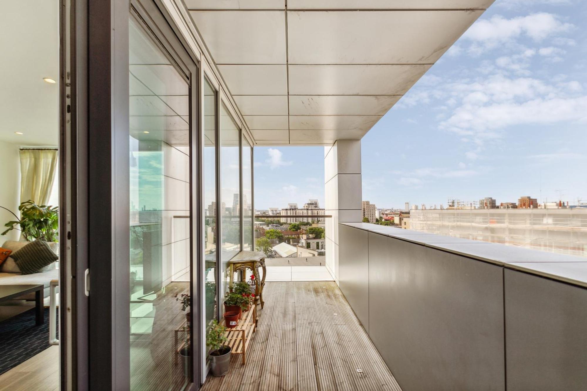 Chic 2-bedroom With Stunning Views In Apartamento Londres