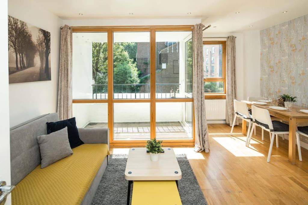 Appartement 2bed Living Balcony Londen