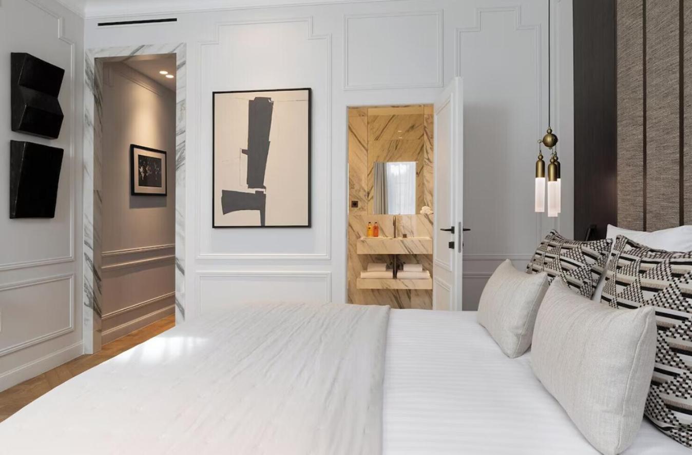 Soho Love Apartment