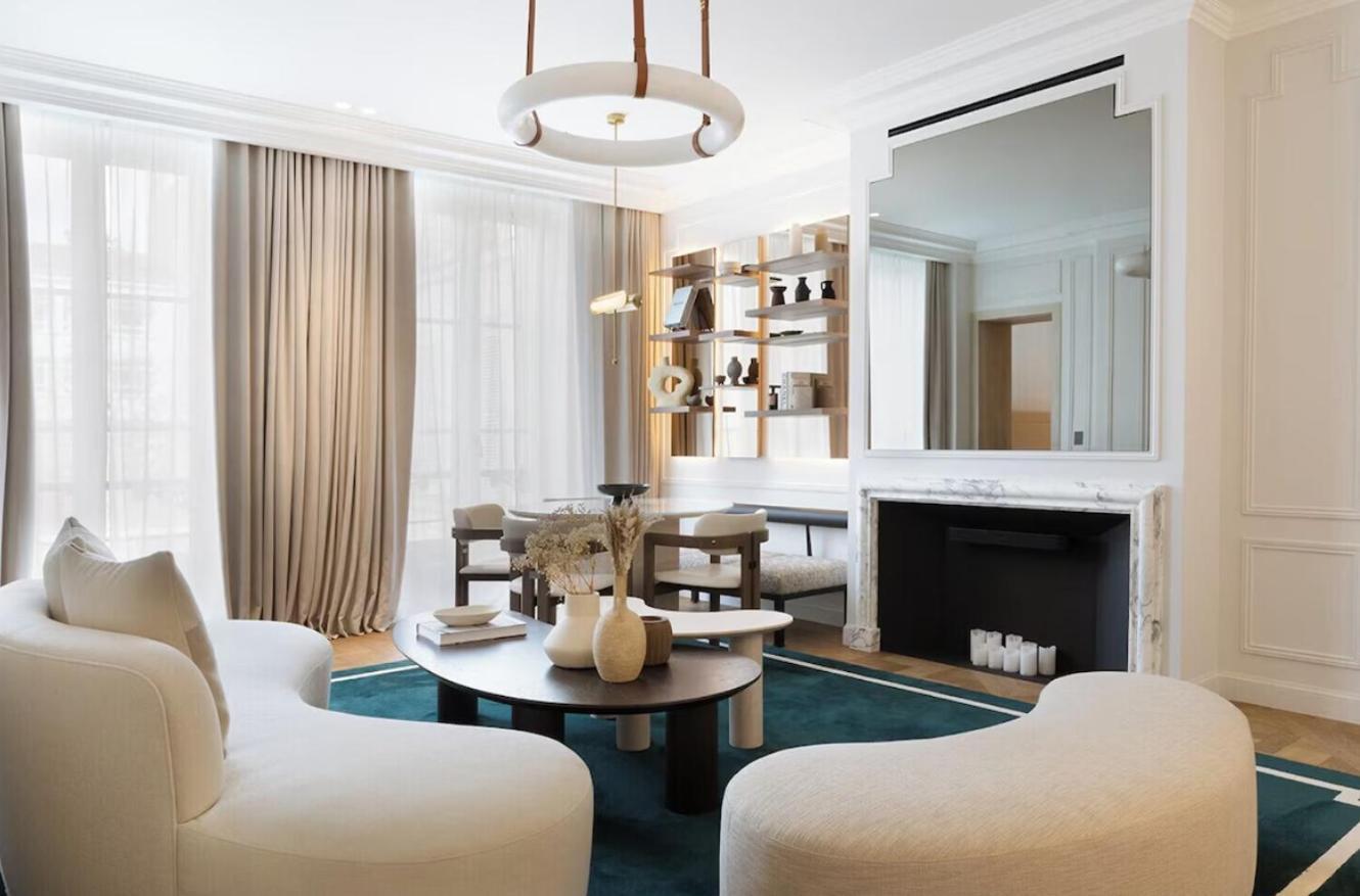 Soho Love Apartment