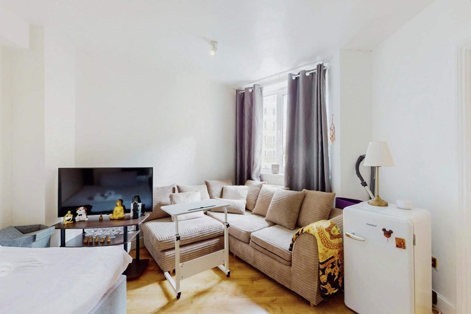 Central Studio With Free Parking In Chelsea Near Tube Appartement Londen