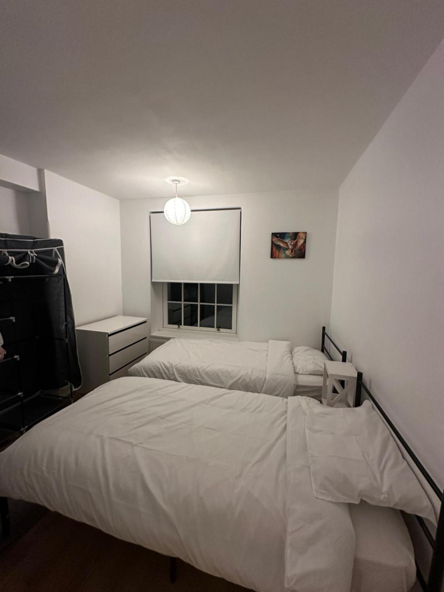 Great Location In - Waterloo Homestay *