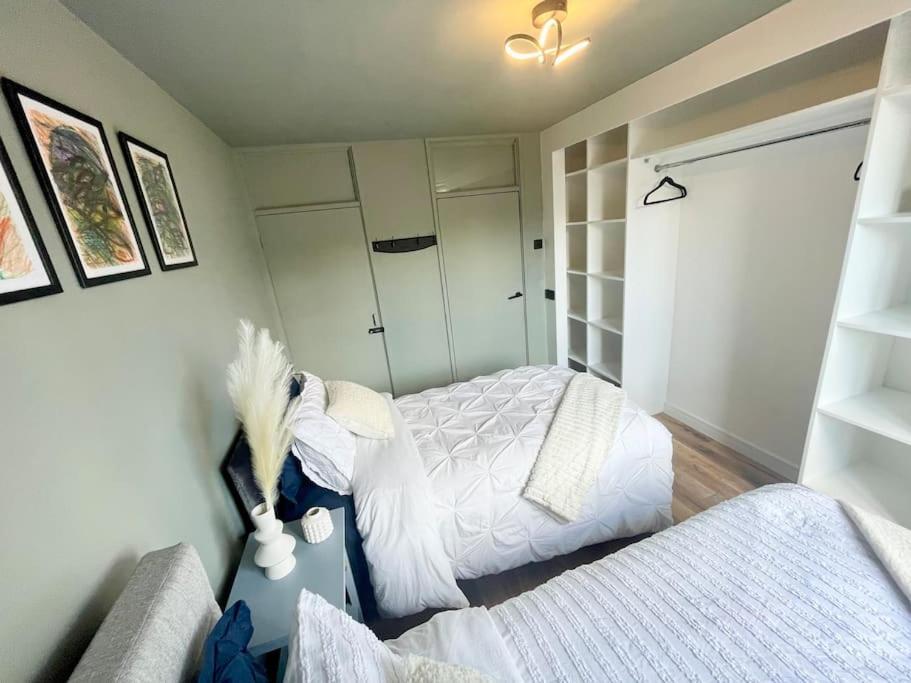 New Deluxe 2bed Beautiful Old St *