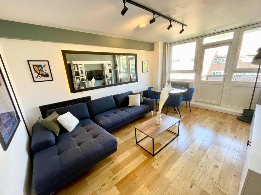 New Deluxe 2bed Beautiful Old St