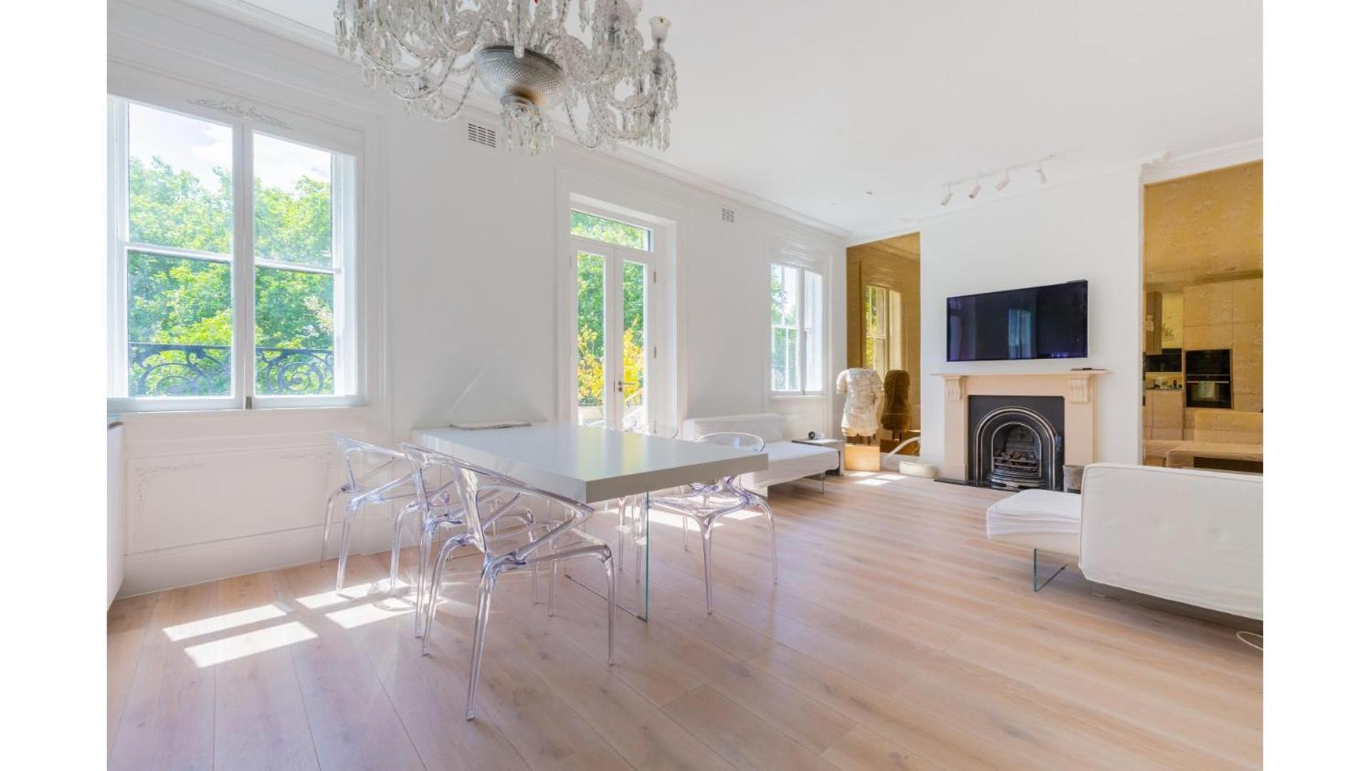 Lavish 1bd By Hyde Park Apartment
