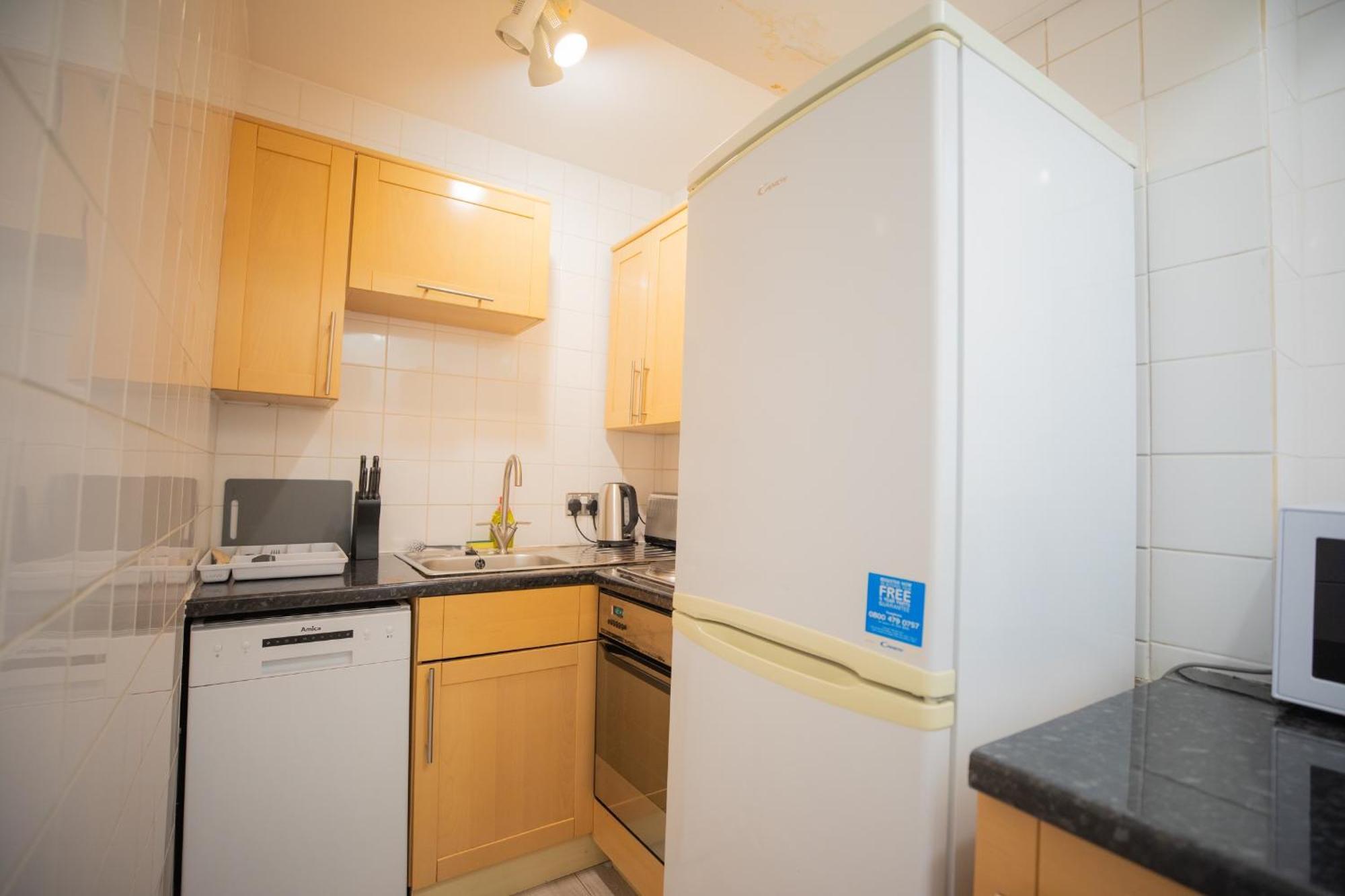 X-one Bedroom At Chelsea Cloister *