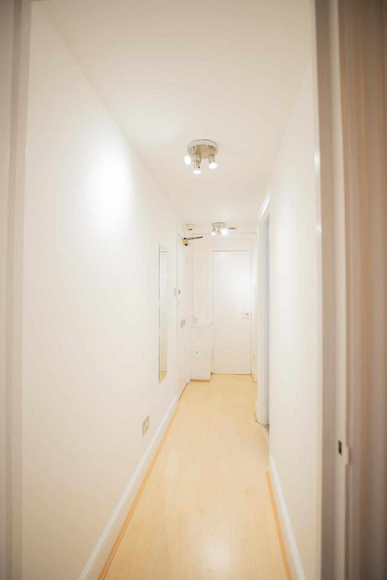 X-one Bedroom At Chelsea Cloister Leilighet London