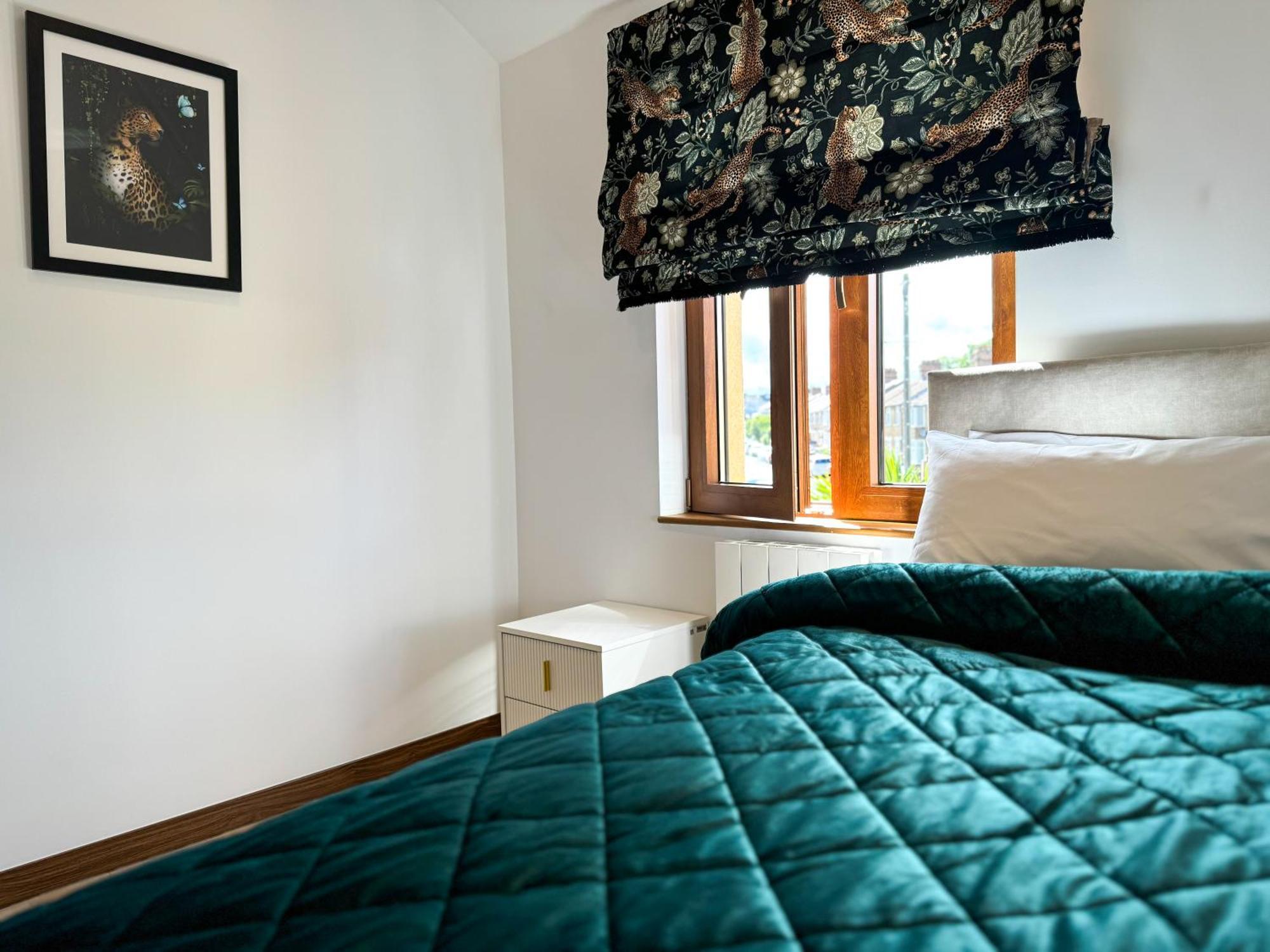 Vakantiehuis Luxurious 3bed House With Bath & Garden Londen