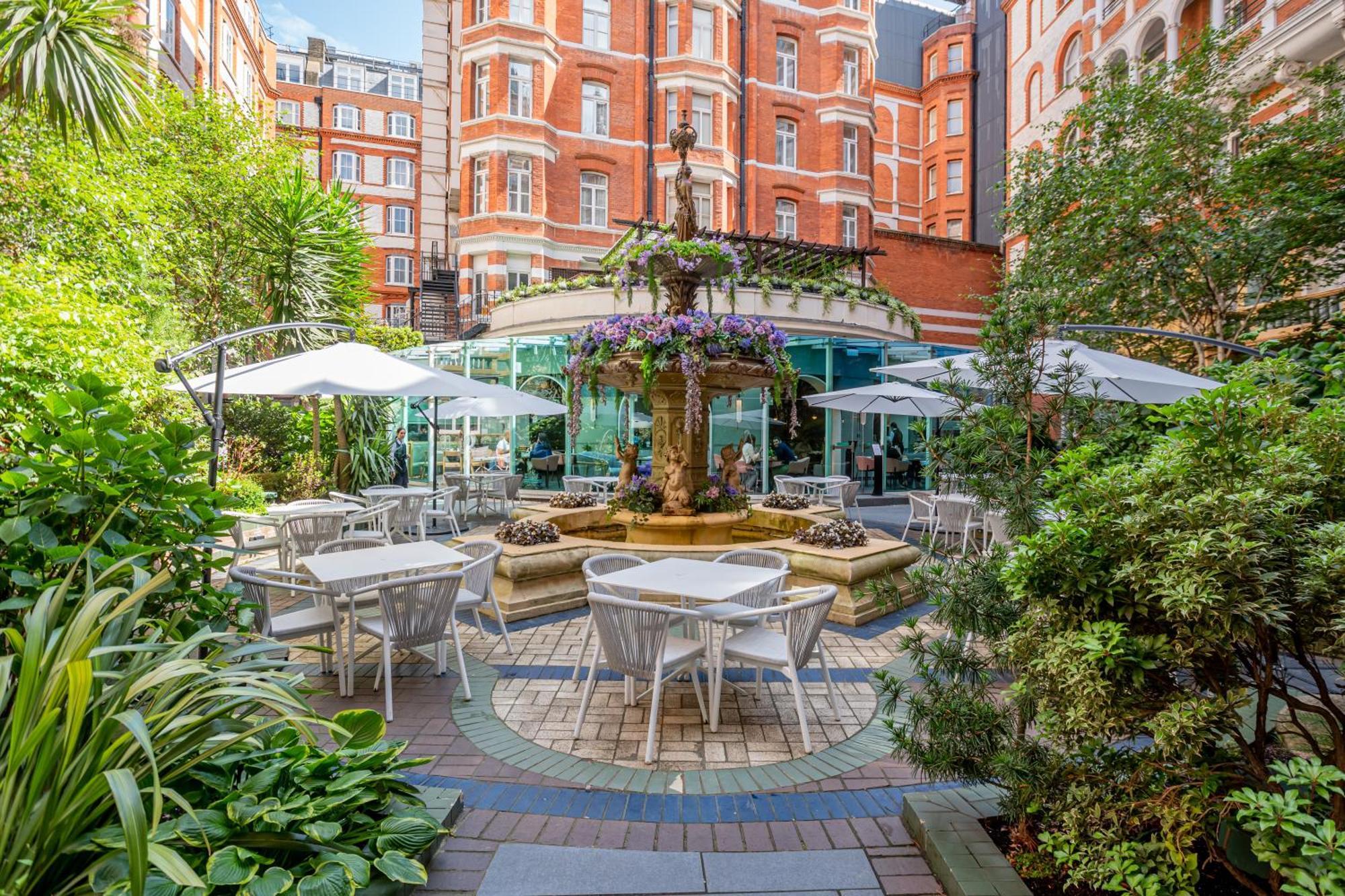 Hotell St. James' Court, A Taj Hotel, 4*