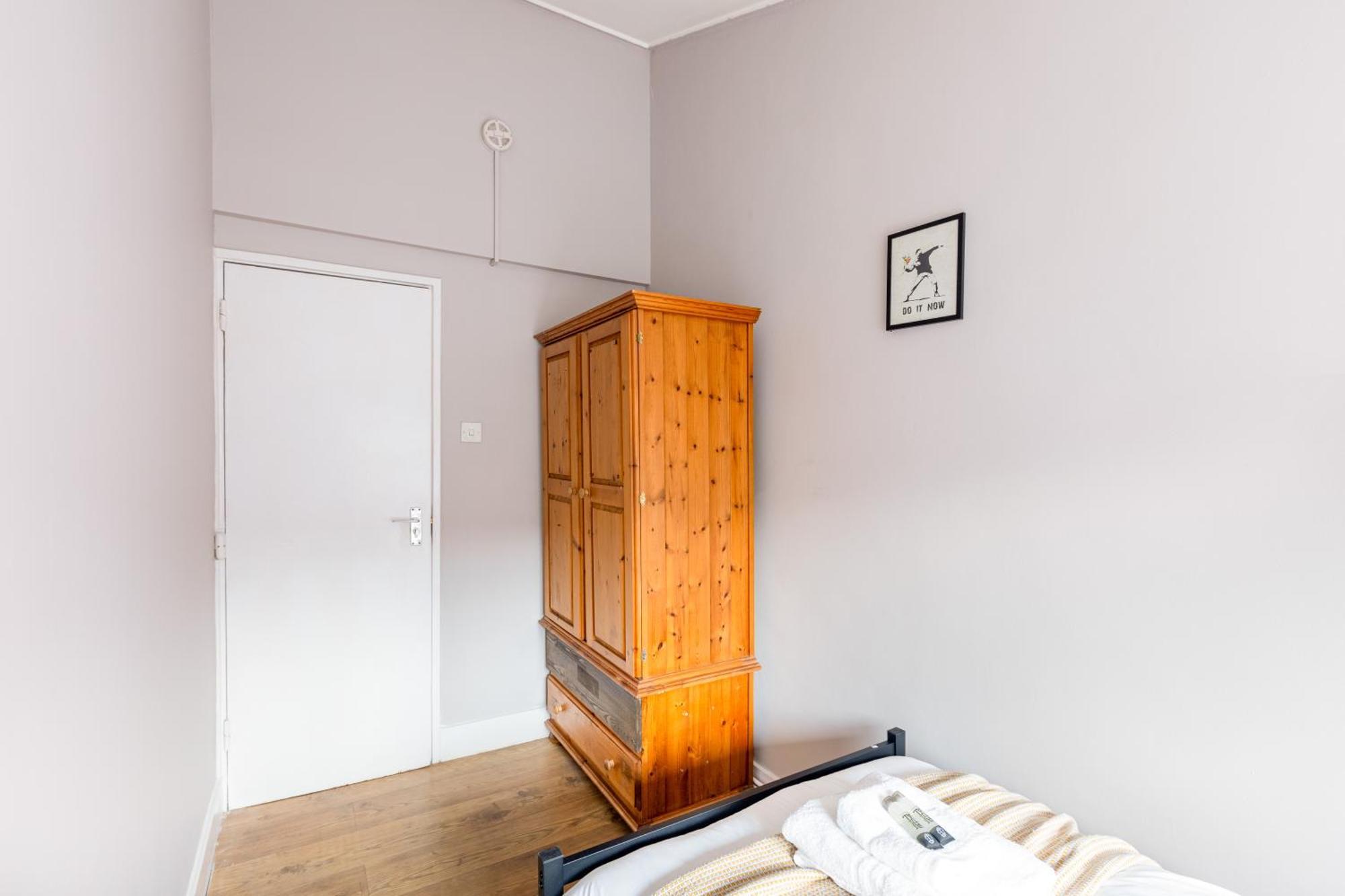 Magnificent 3br With Balcony * Londen