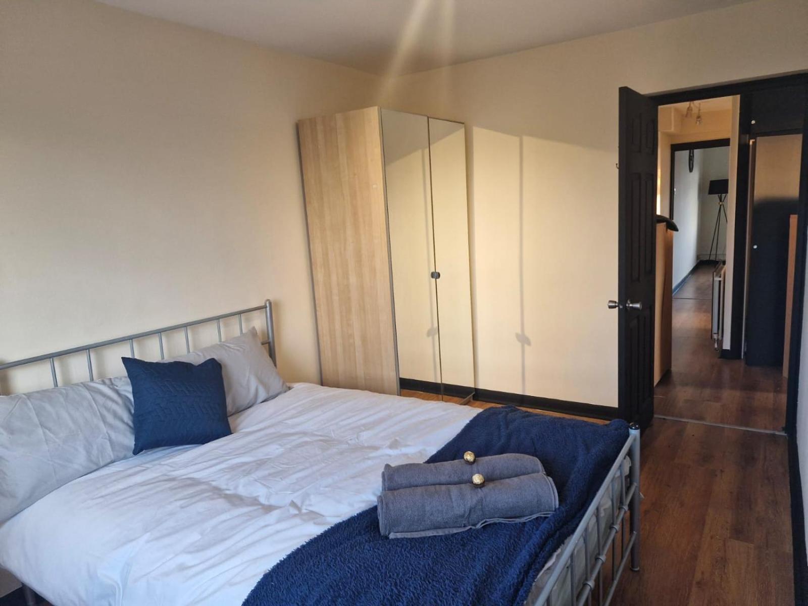 Leilighet Elegant & Spacious 2-bedroom In Wimbledon *