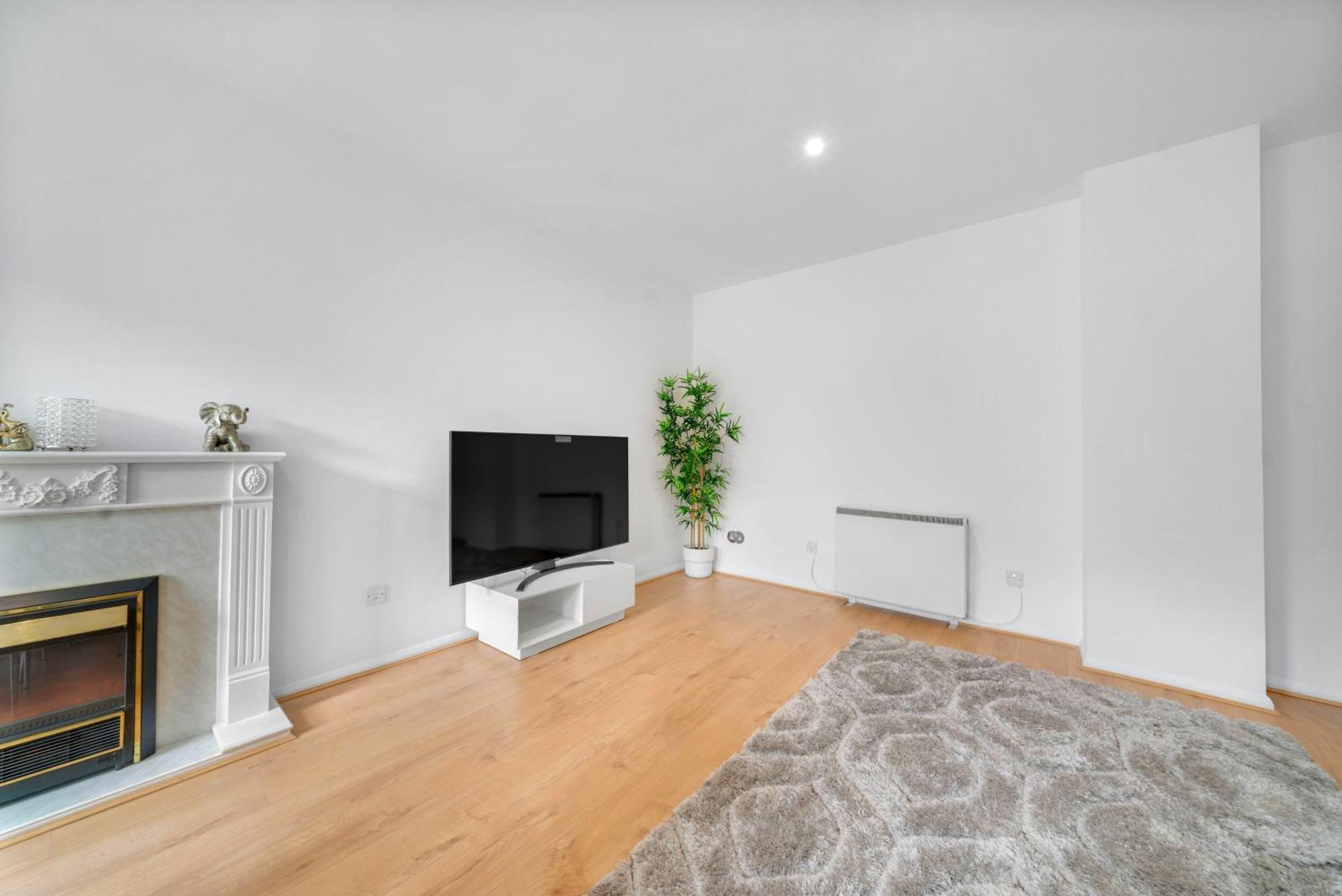 Spacious Two Bedroom Private In Tower Bridge Bridge London