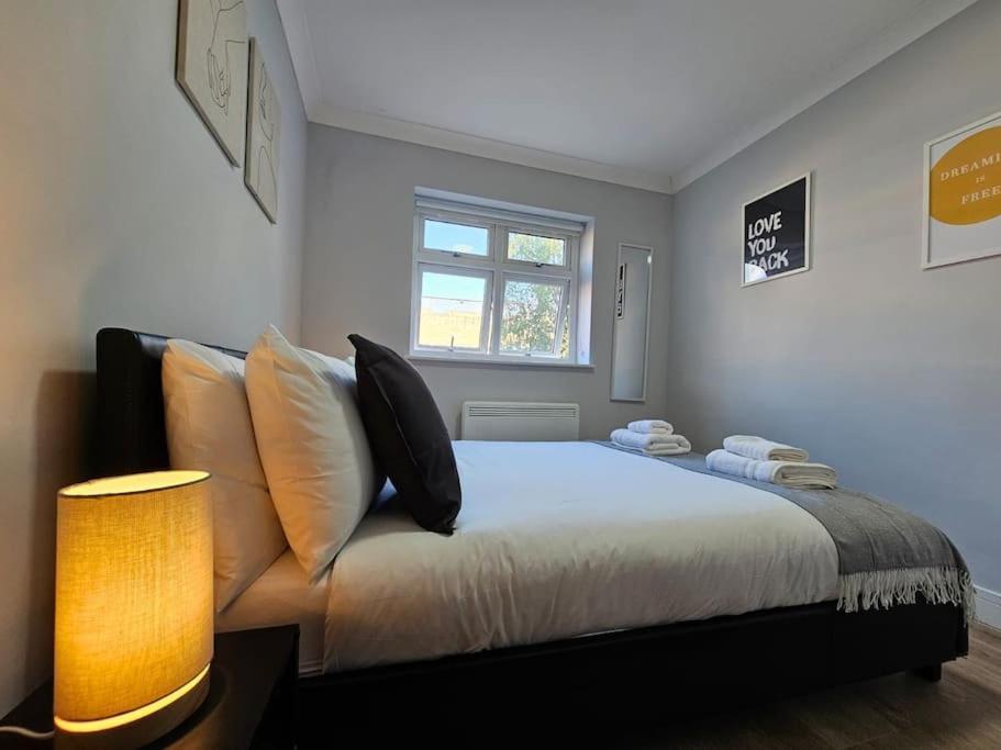 Apartment Shepherd's Bush Modern Flat