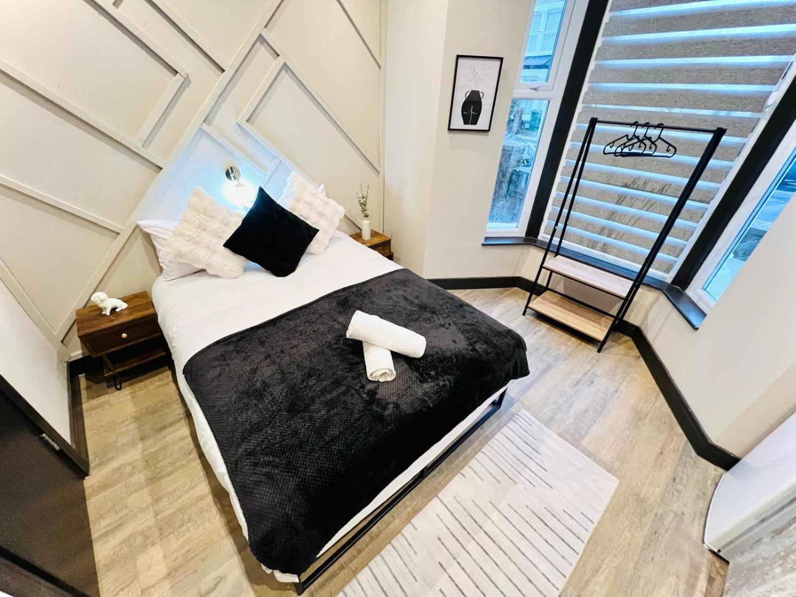 72 Center Location I * Londen