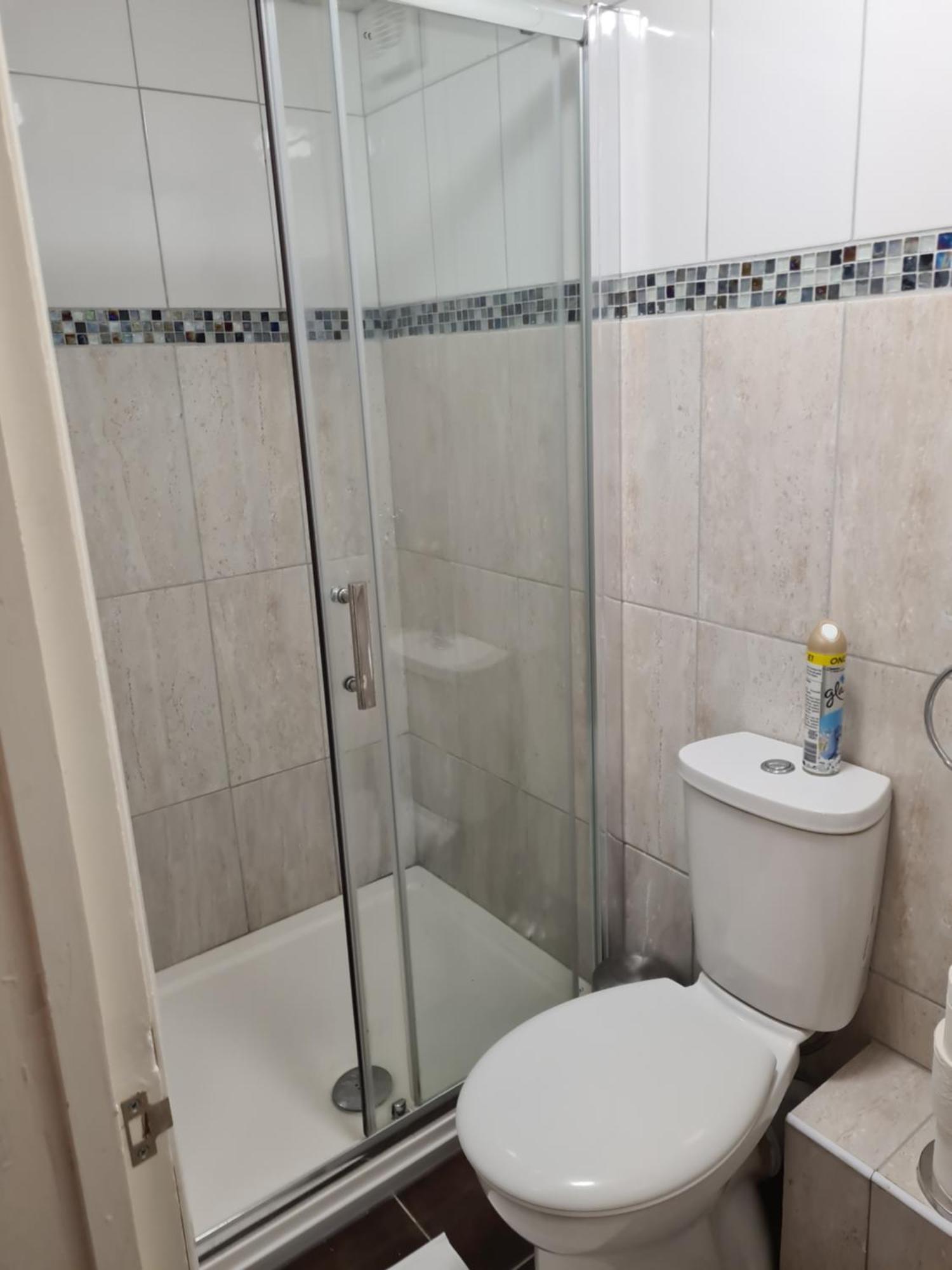 Сasa de vacaciones 4br-2ensuite-10mincentrallondon-sleeps11-parking Londres