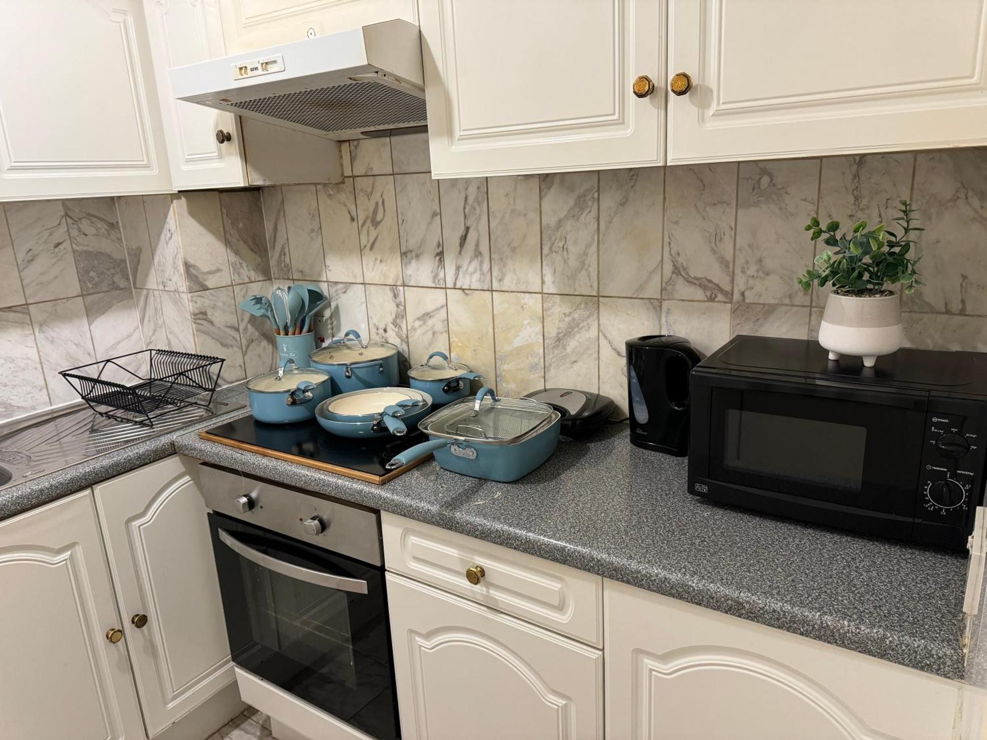 And Affordable Flat For 6 People In Zone 1 - Baker Street - With Breakfast Included Apartamento *