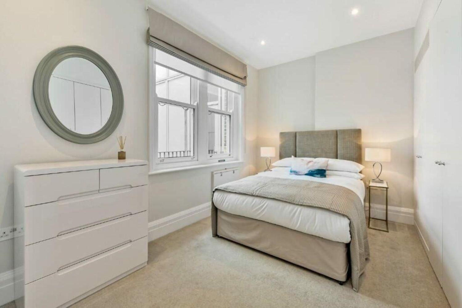 Top Floor Penthouse Green Park Mayfair 2 Super King Beds Leilighet *
