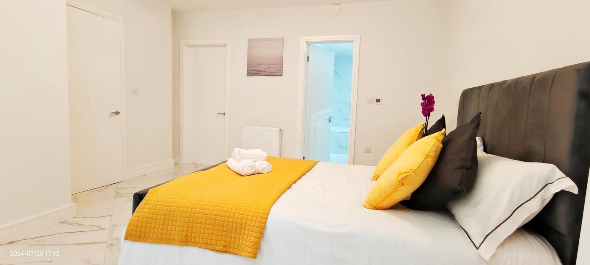 Spacious 2b2b With Garden Leilighet London