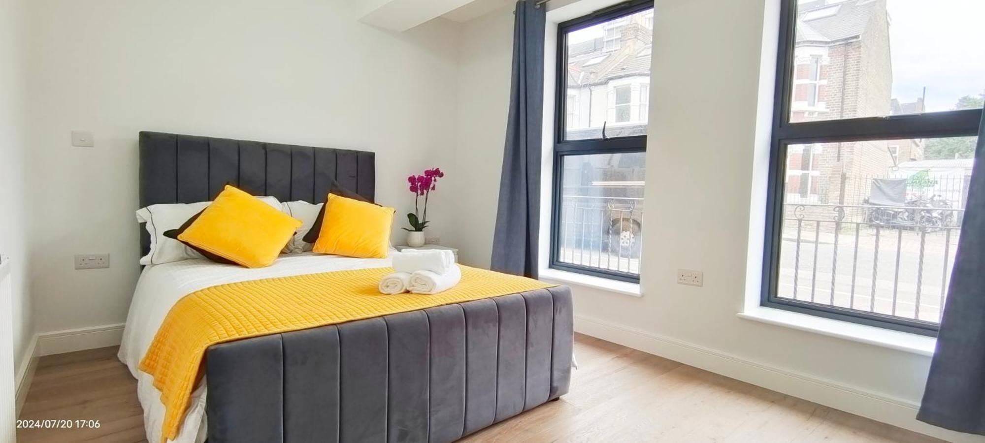 Apartment Spacious 2b2b With Garden *