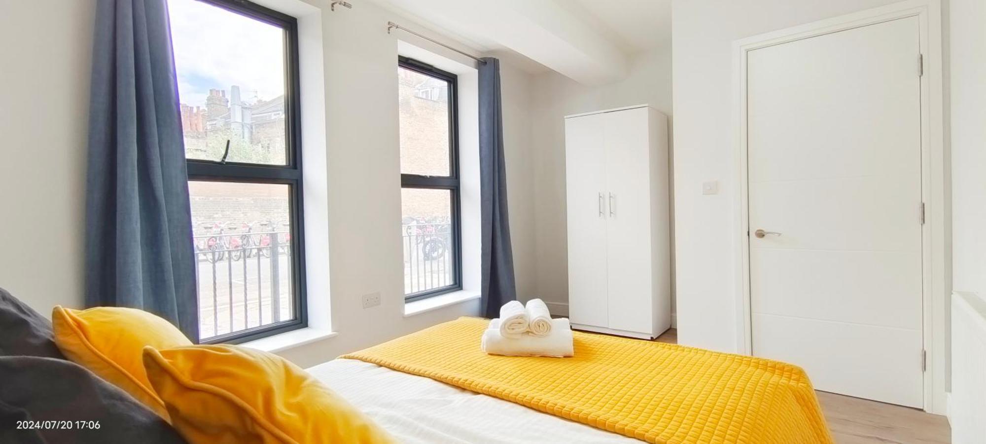 Spacious 2b2b With Garden London