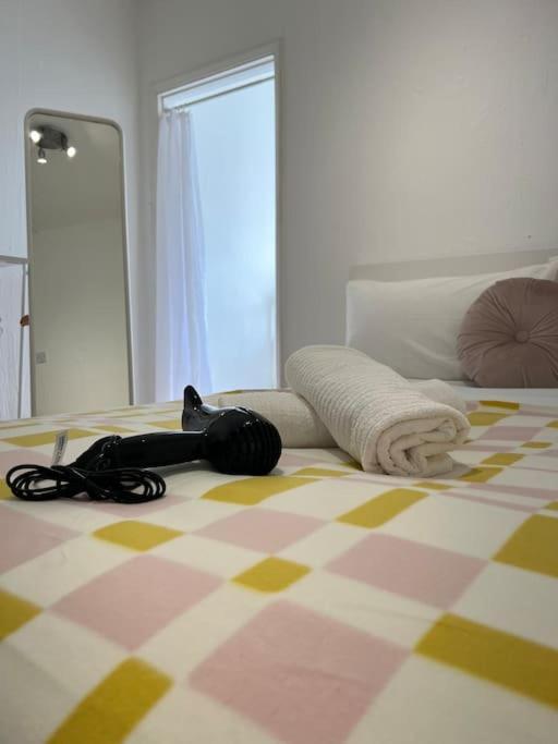 Lovely 4 Bedroom Spacious House In Camden Town-central London