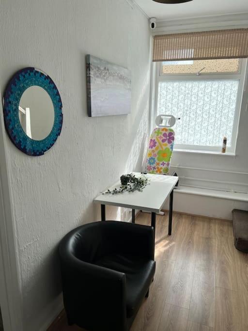 Lovely 4 Bedroom Spacious House In Camden Town-central Holiday home London