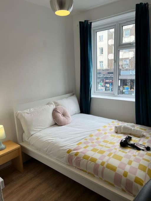 Lovely 4 Bedroom Spacious House In Camden Town-central * London