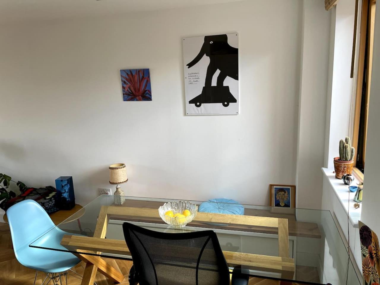 Apartment Idyllic Flat Over River Lea London