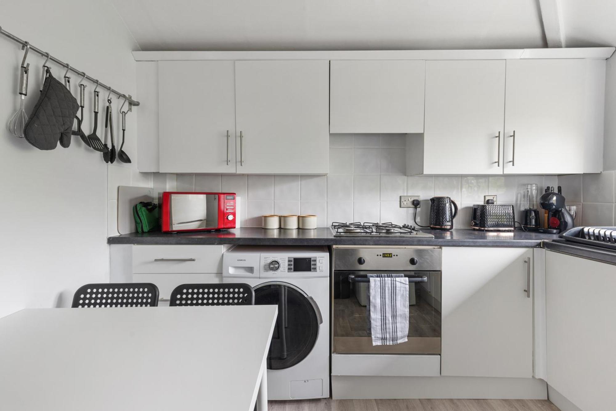 Archway Abode - Close To Apartment