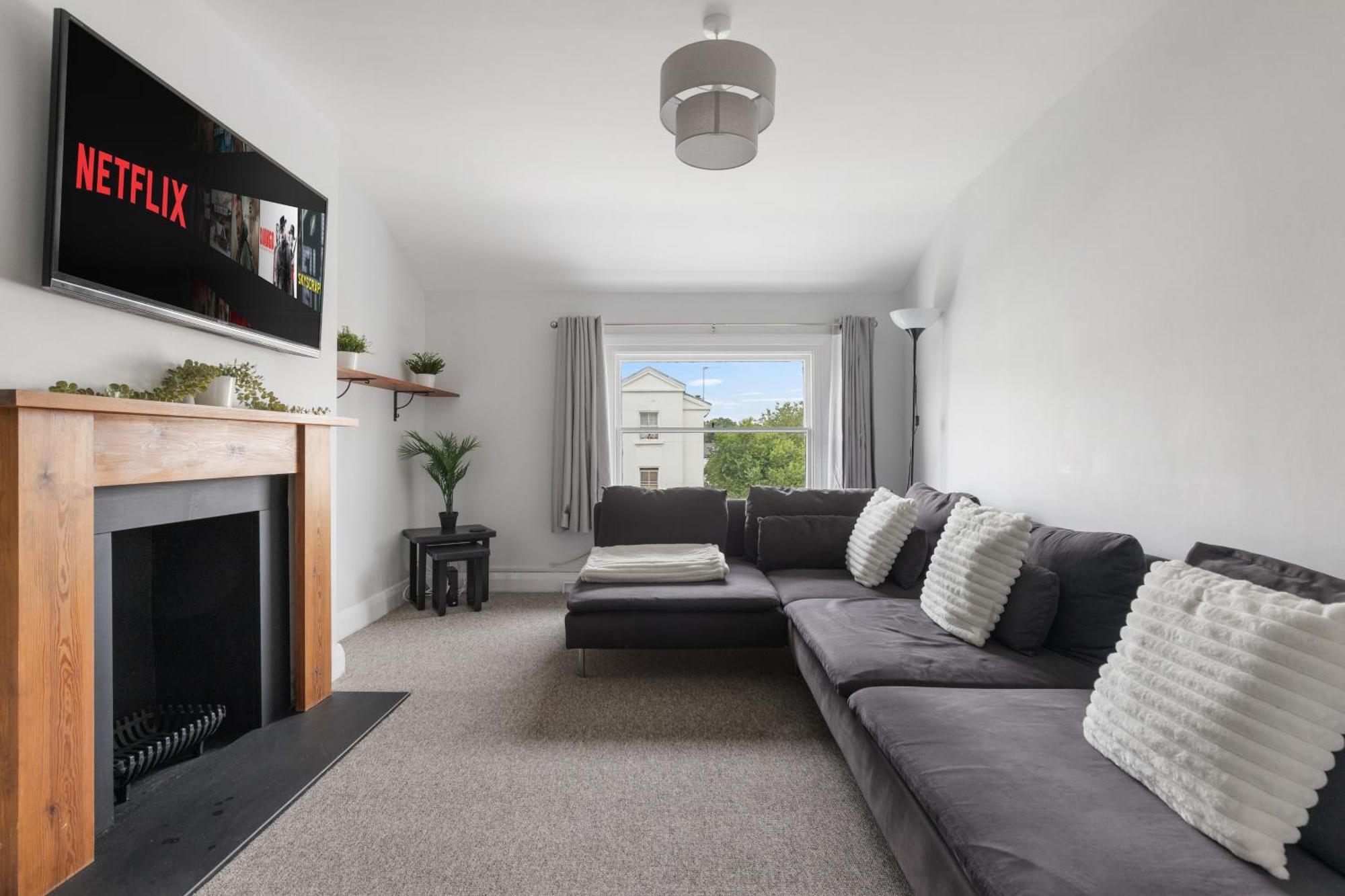 Archway Abode - Close To London