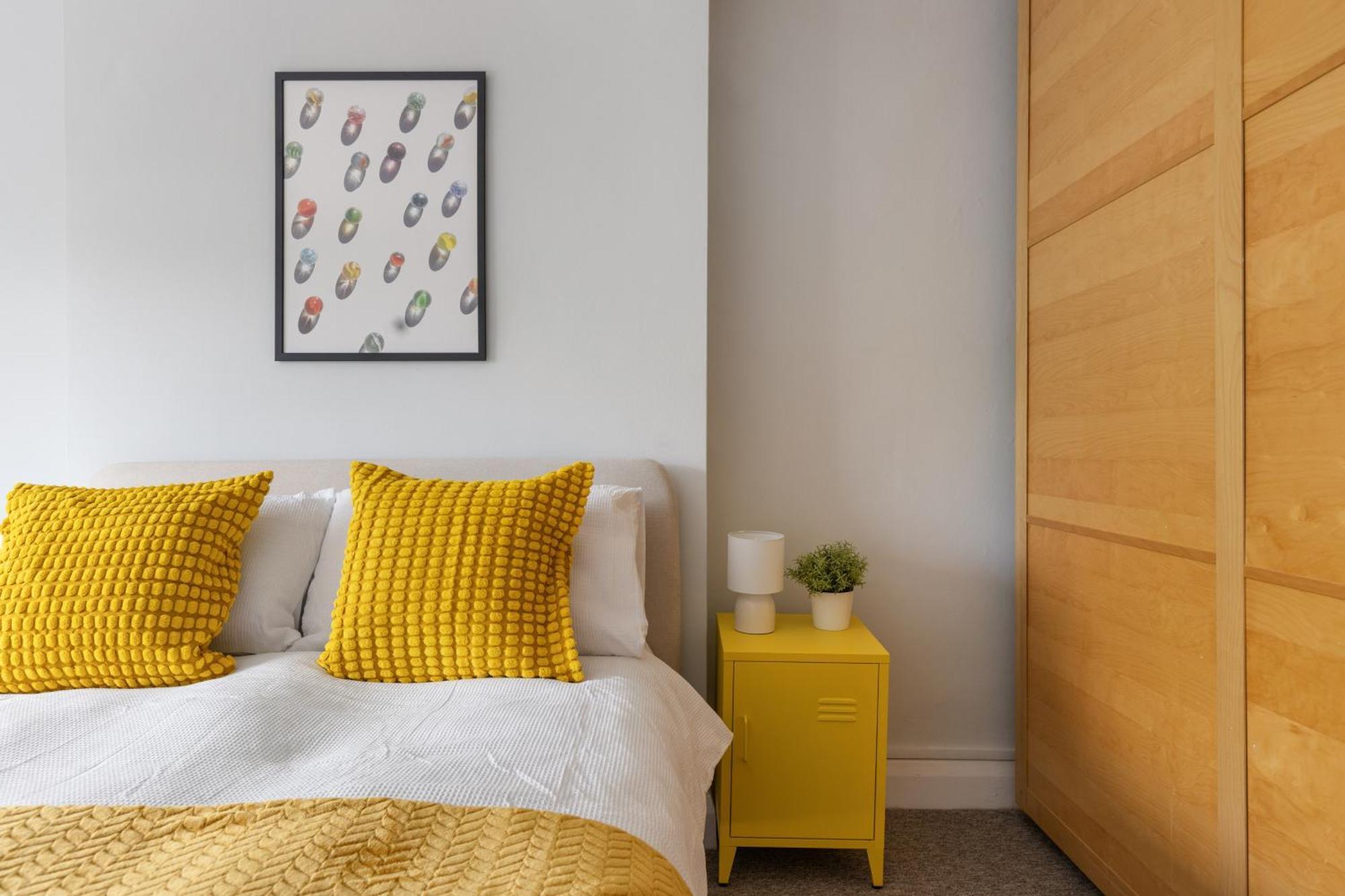 Archway Abode - Close To Apartment *