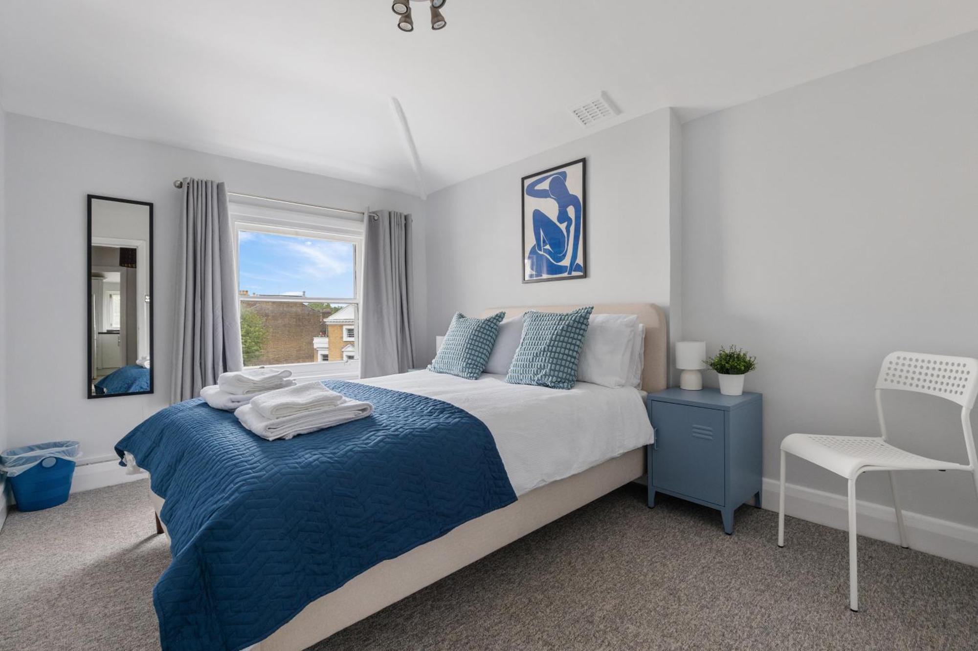 Archway Abode - Close To *