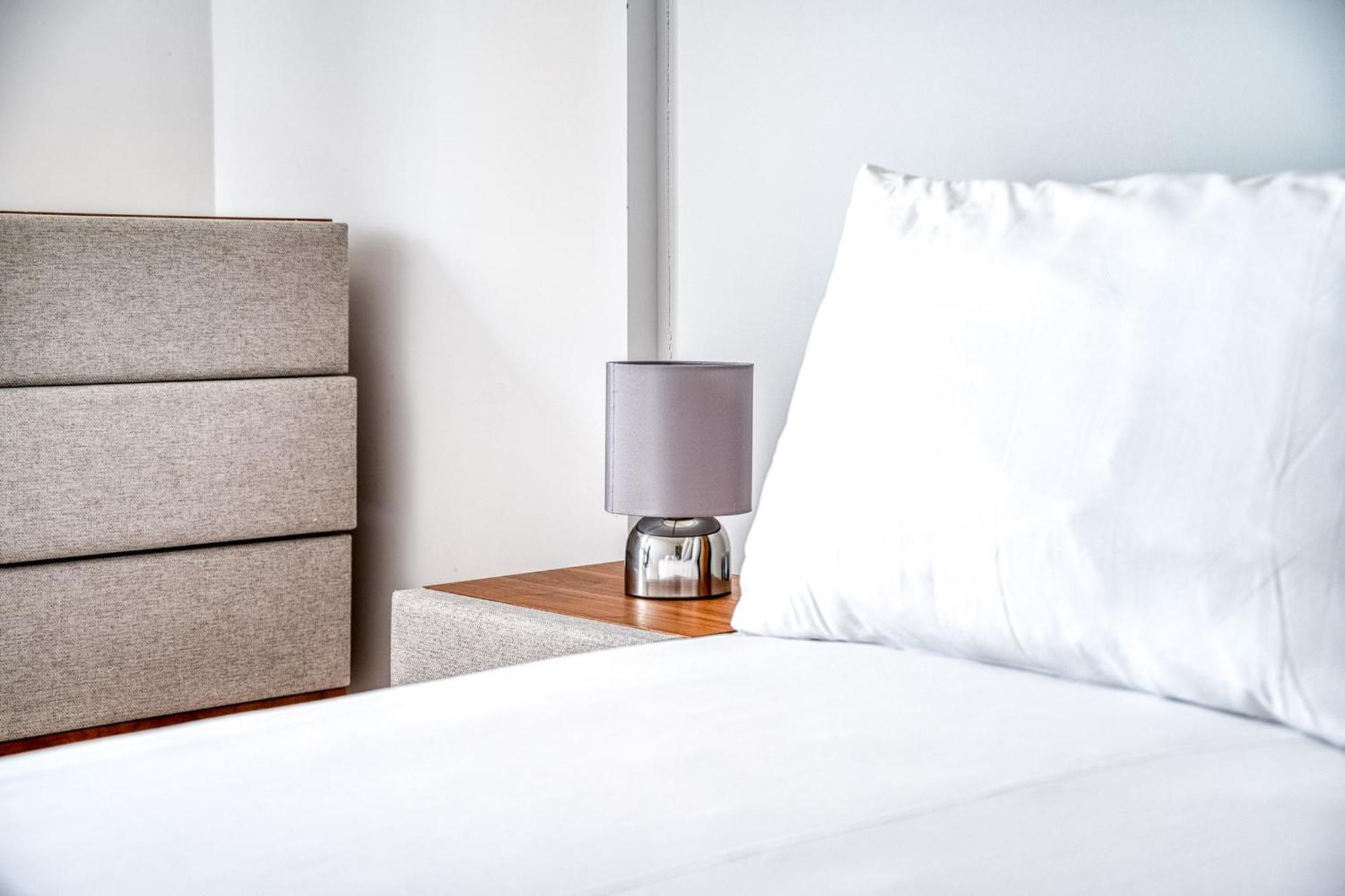 Apartment New Development Canary Wharf Flat *