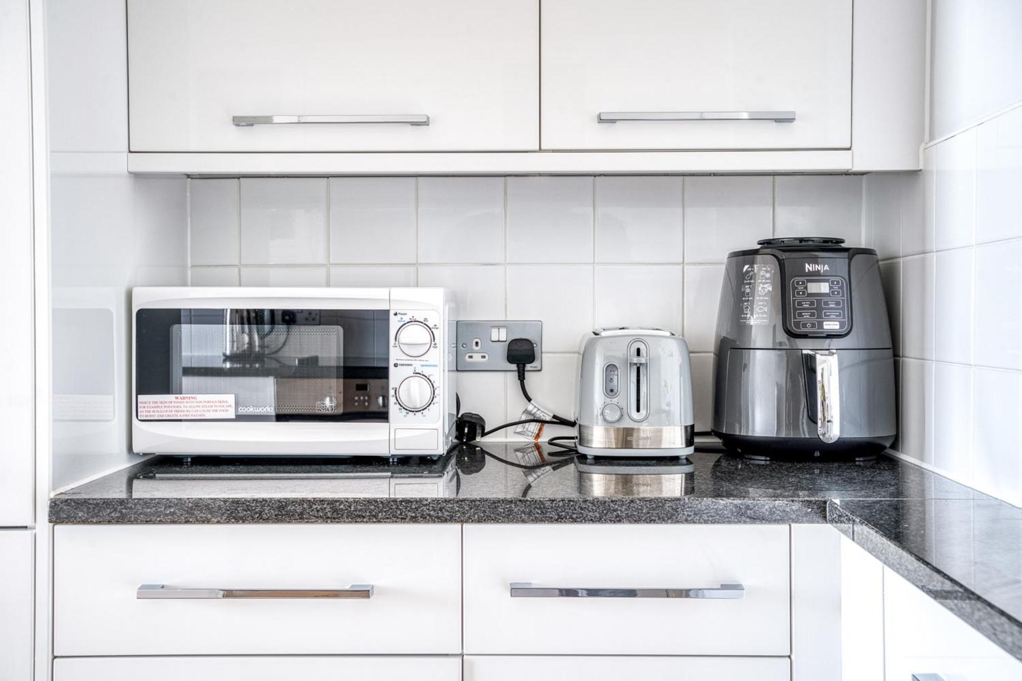 New Development Canary Wharf Flat London