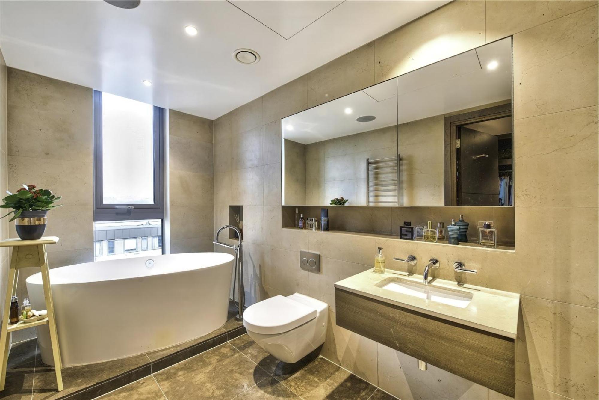 Whitecross Apartment
