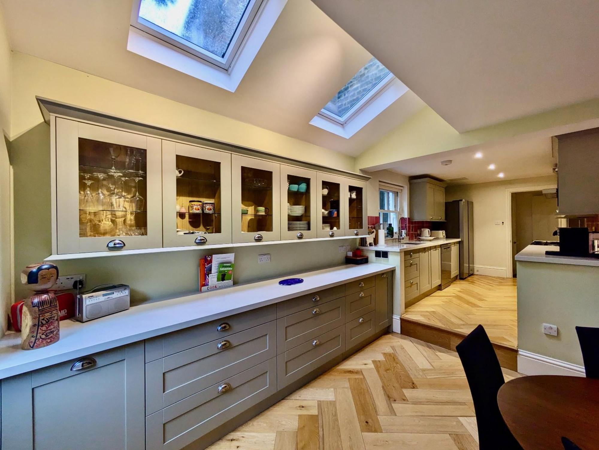 Feriehus Impressive 5br Family In Leafy London