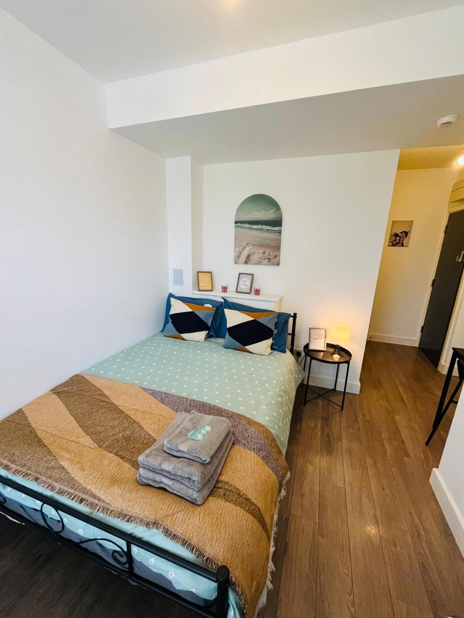 Halloway Guest 54 Apartment *