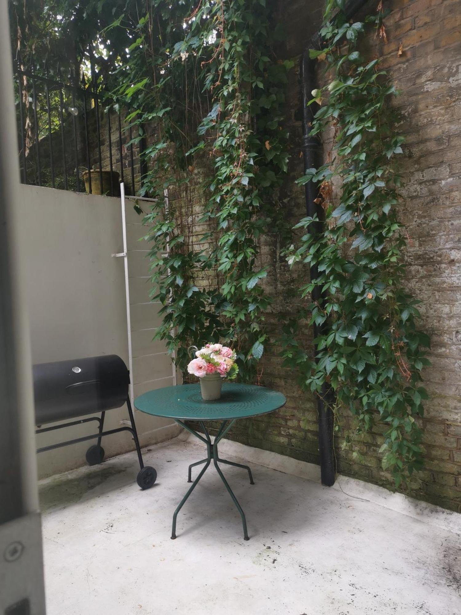 Charming 2-bed Flat In The Heart Of Nottinghill - Steps From Portobello Rd Market And Nottinghill Bookshop * London