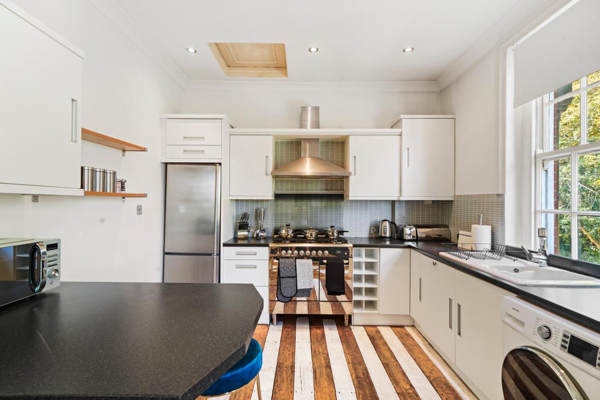 Apartamento Modern Deluxe 3 Bed In Putney - Parking *