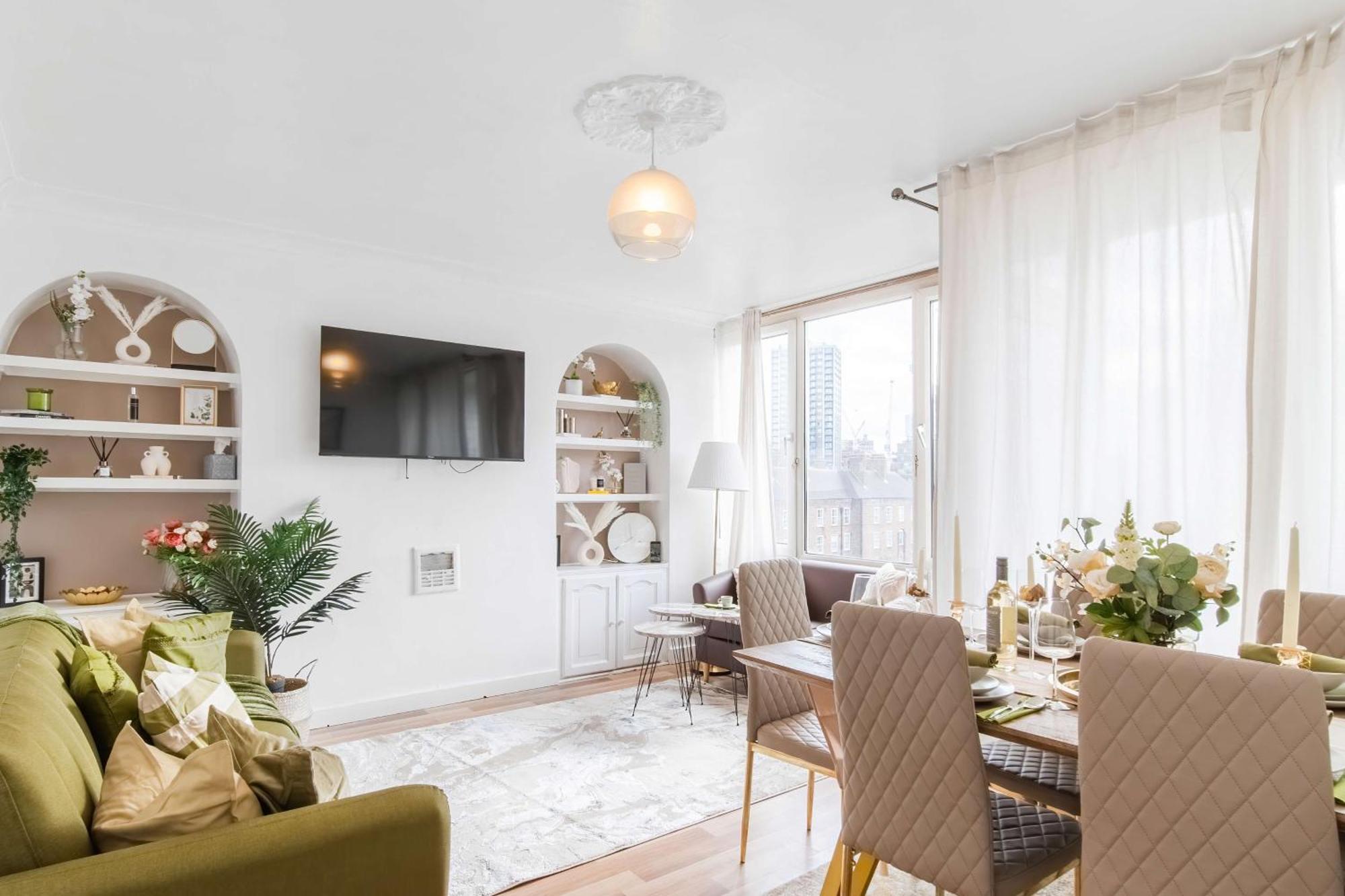 Stylish 3-bedroom Leilighet