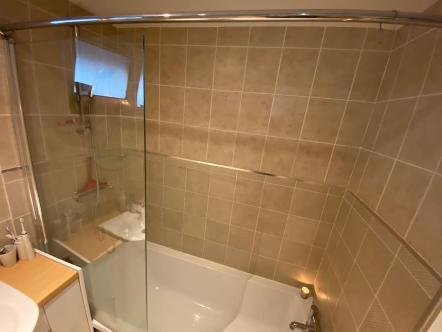 Retreat Escape In Oval - Elephant & Castle * London
