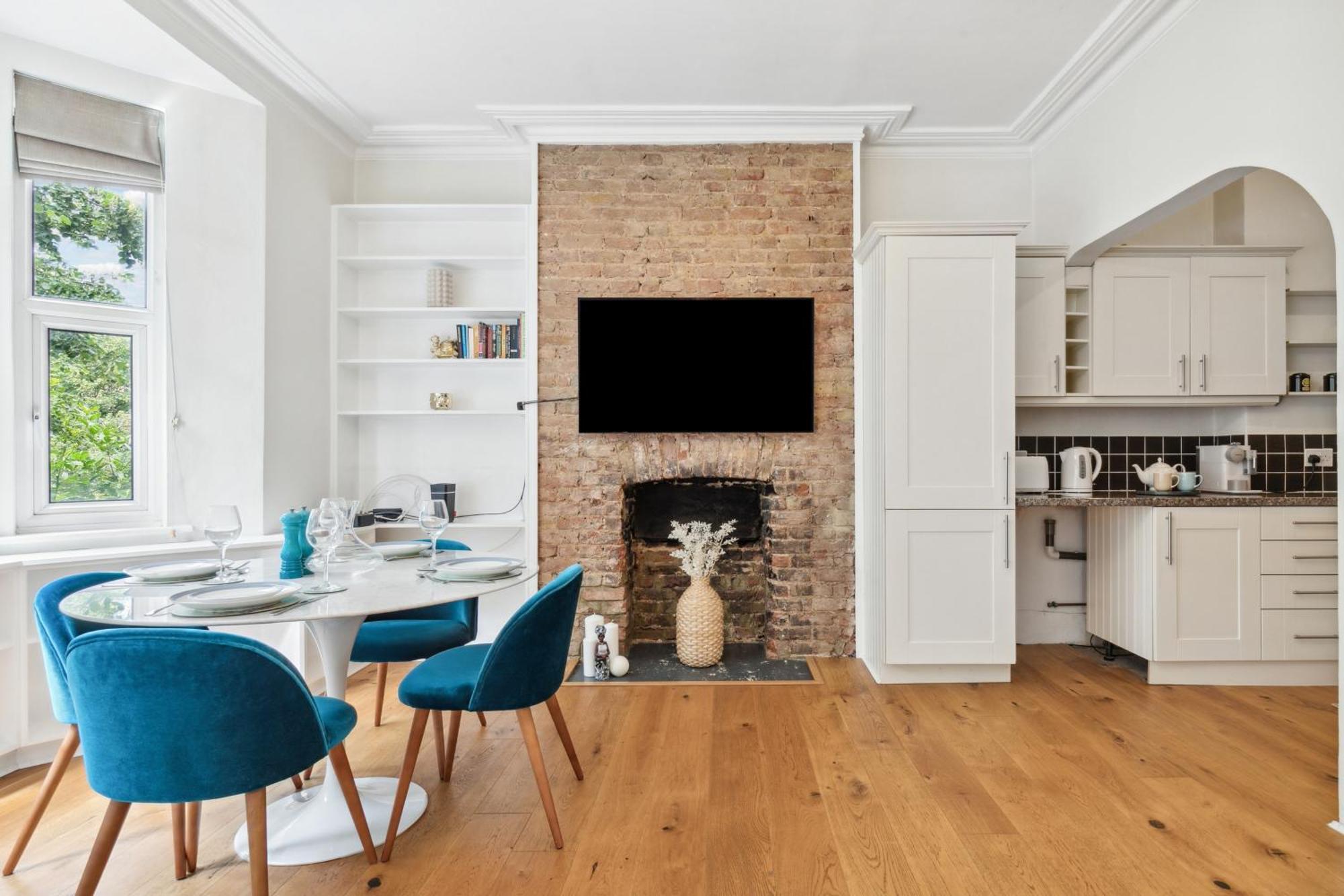 Spacious And Bright 1 Bedroom Flat Londen