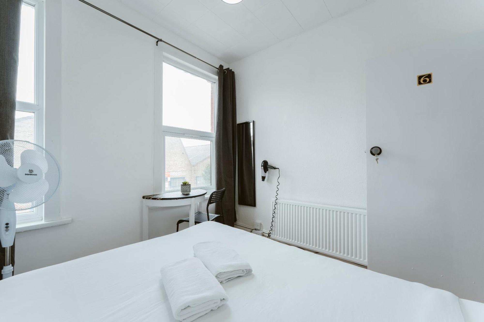 Manor House Great To London